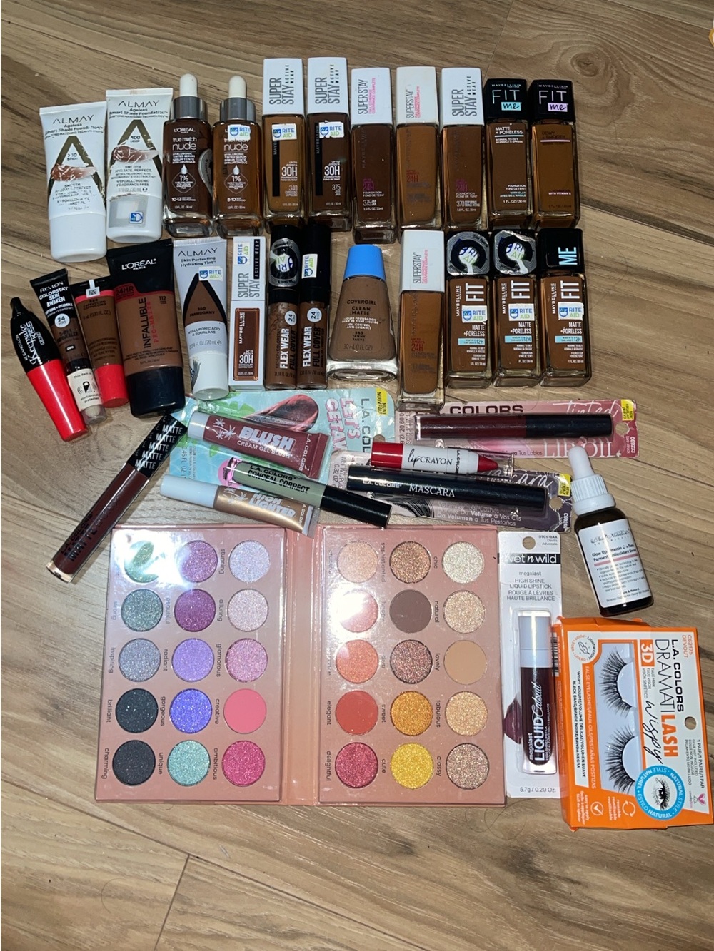 35pc makeup bundle 💄 - Picture 2 of 6